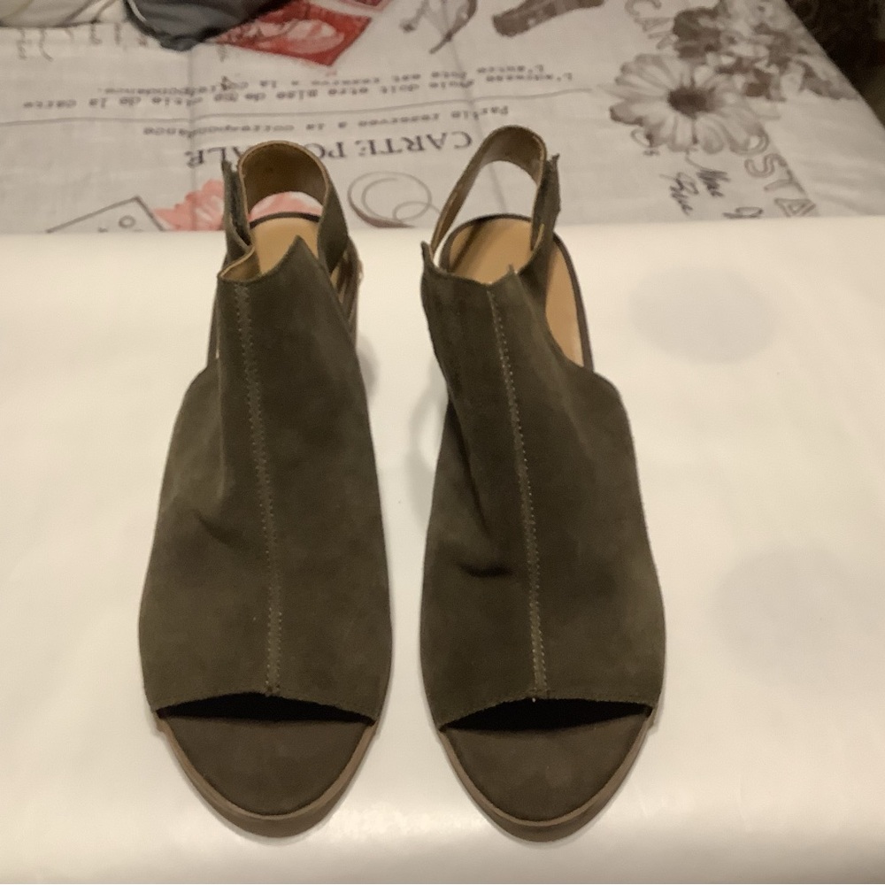 Olive Green Suede Peep-Toe Slingback Heels Leather Upper